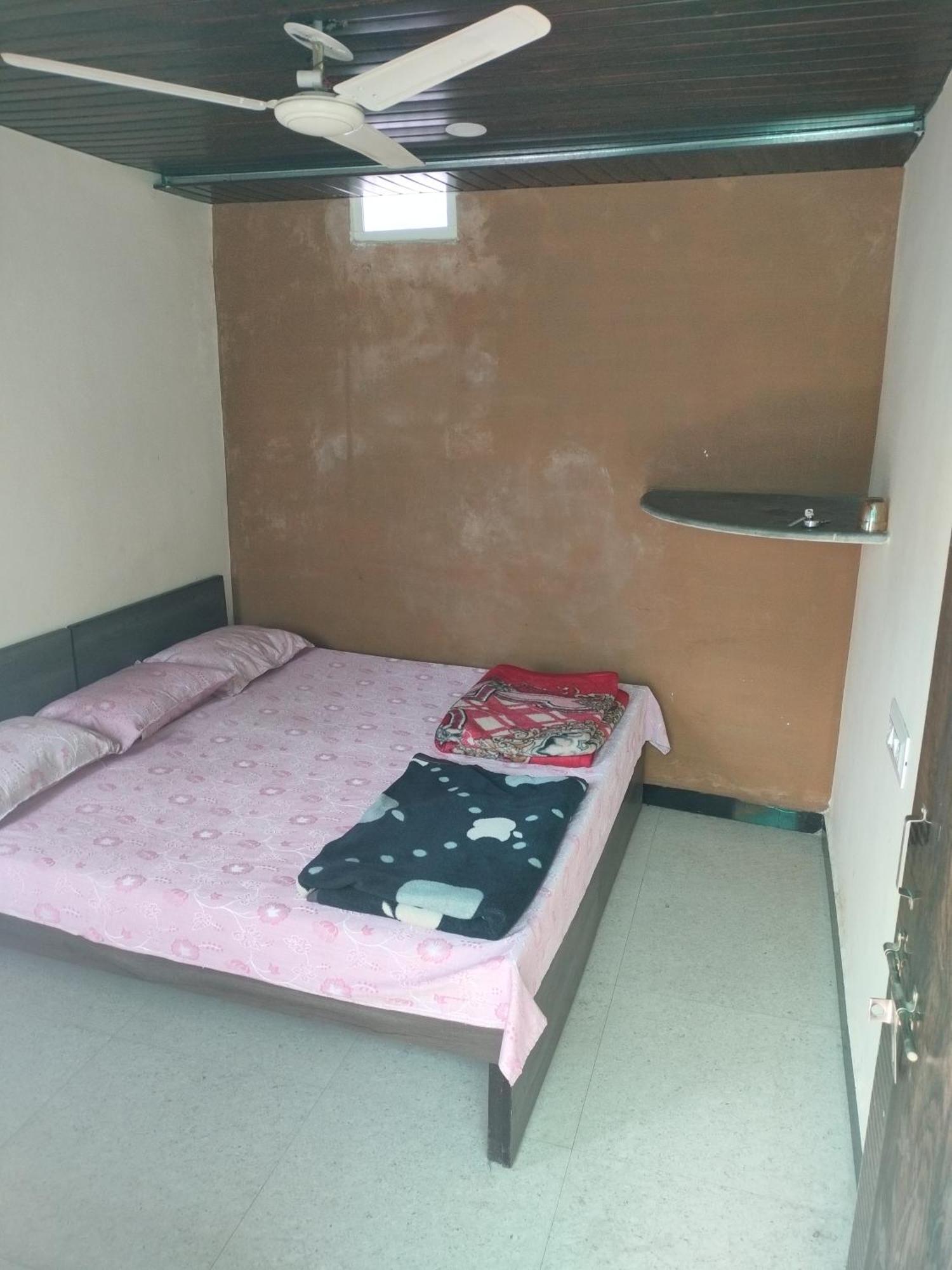 Kailash Kuti Guest House اوجاين المظهر الخارجي الصورة